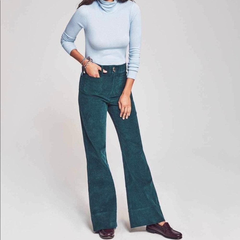 Faherty high rise wide leg flare jeans size 28